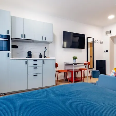 公寓 Borg Apartmanhaz *