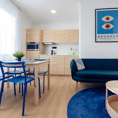 Borg Apartmanhaz * Cegled