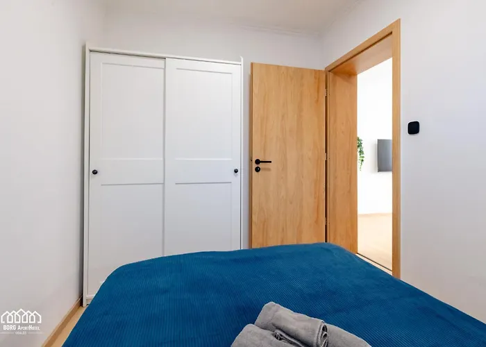 Borg Apartmanhaz アパート *