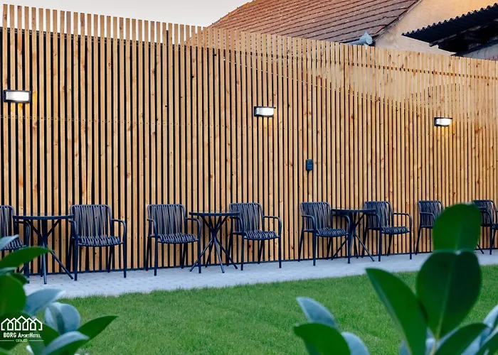 Borg Apartmanhaz * Cegléd